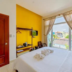 Town House Homestay Hoi An